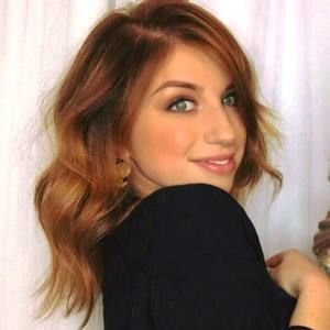 Meet your Posher, Gabriella